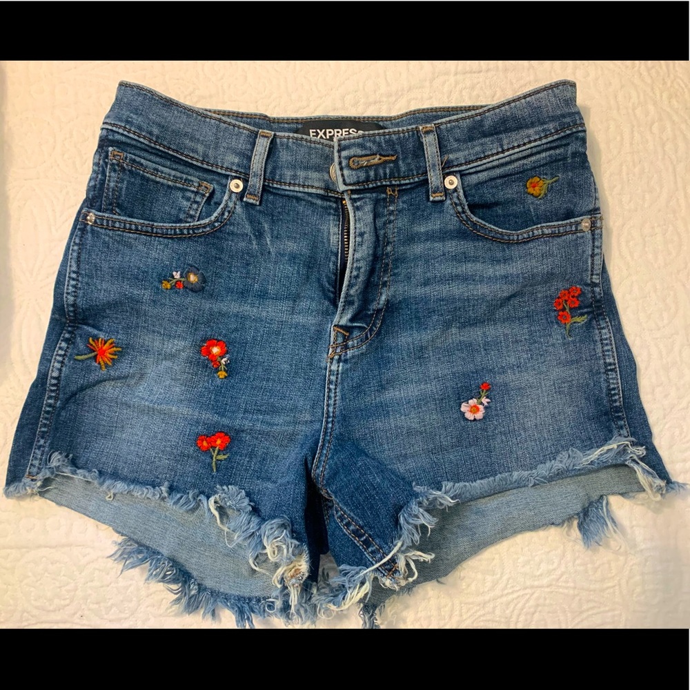 Flower Jean Shorts